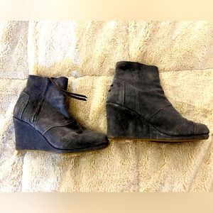 TOMS Wedge Ankle Boots - Size 8.5